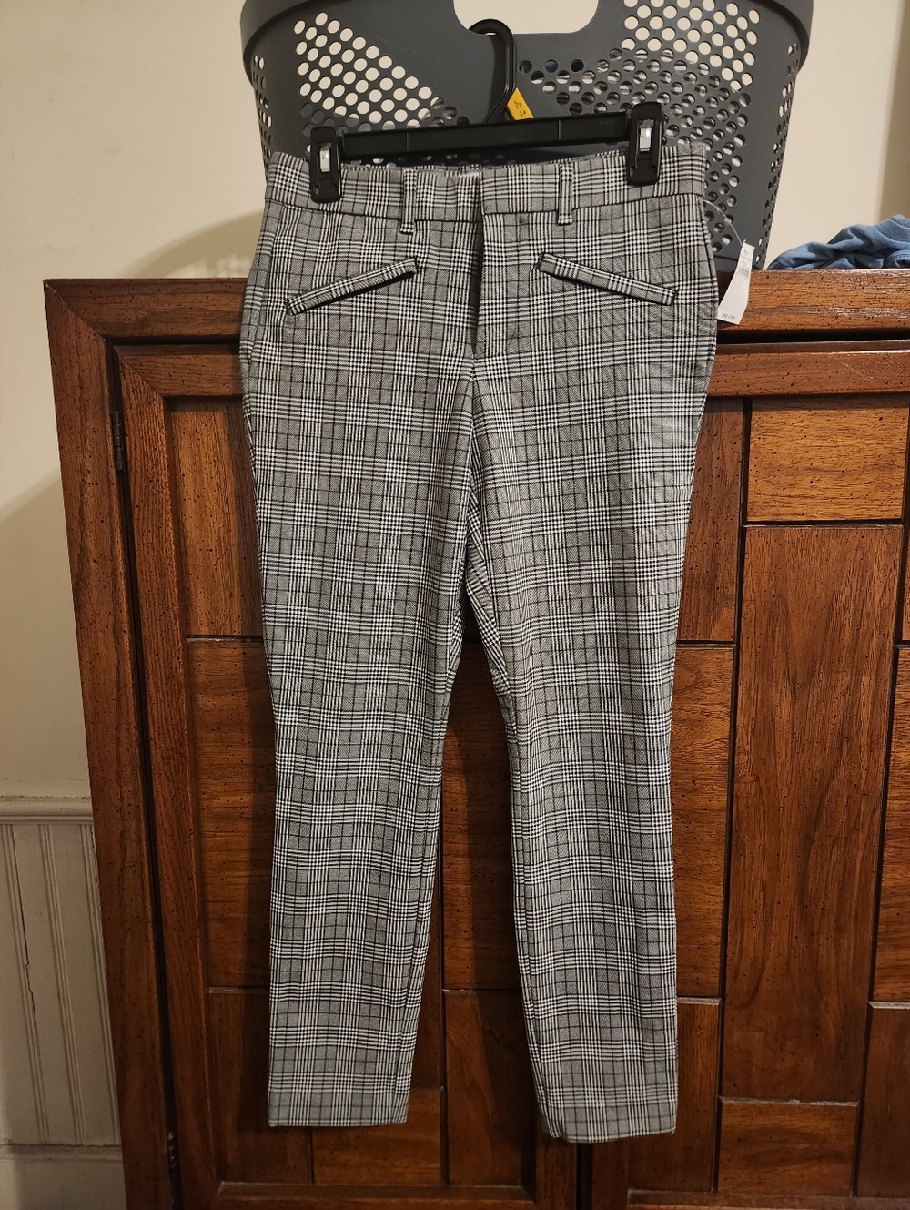 NWT Gap Signature Ankle Pants